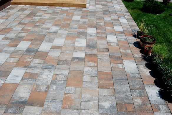 Купити Тротуарна плитка Unilux Пасаж чорна